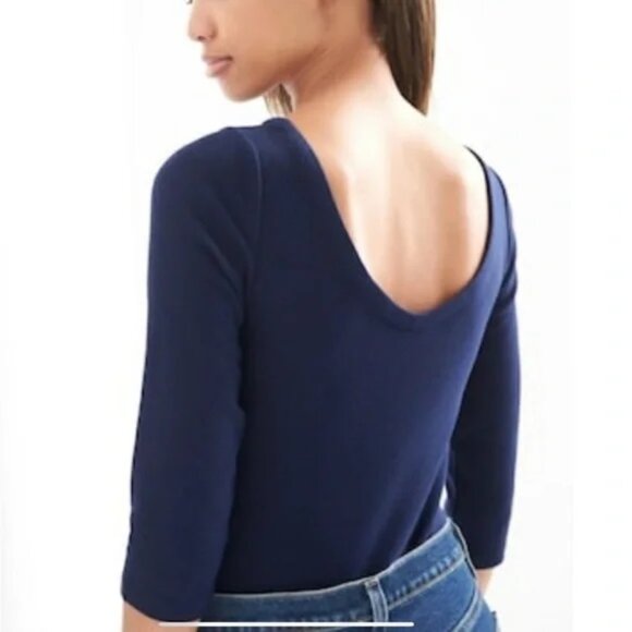 NEW Gap Modern Elbow Sleeve Ballet-Back T-Shirt Top NWT M Navy Stretchy - Picture 1 of 8